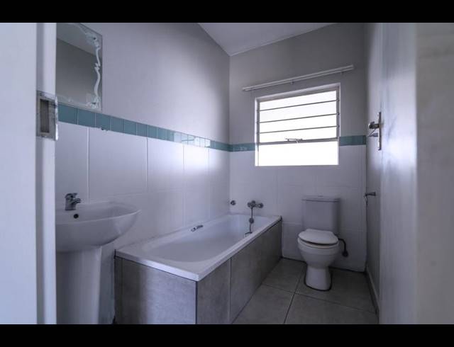 1 BEDROOM TOWNHOUSE FOR SALE IN BRENTHURST